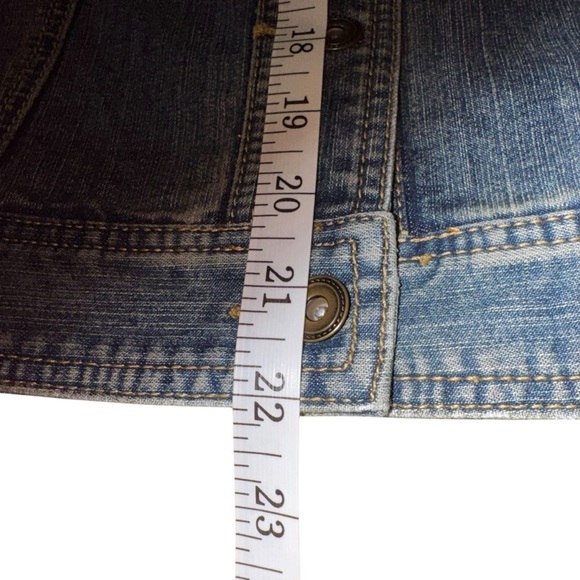 Christopher & Banks Women’s Small Button Up Trucker Denim Jacket Trucker - Picture 8 of 9